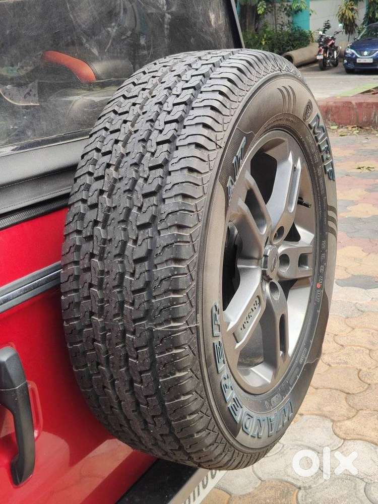 Mahindra Thar Lx 4-str Convertible At, 2022, Petrol