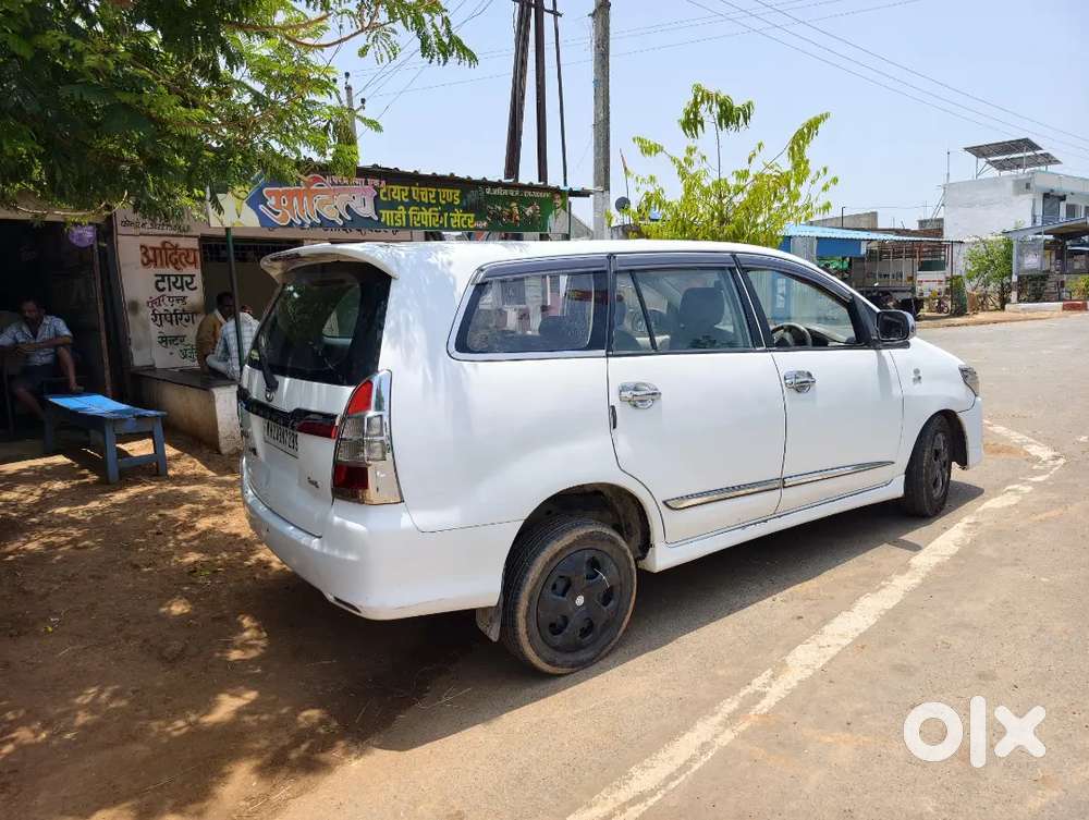 Toyota Innova Hycross 2010 Diesel