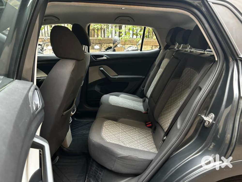 Volkswagen Taigun 1.0 Tsi Highline At, 2022, Petrol