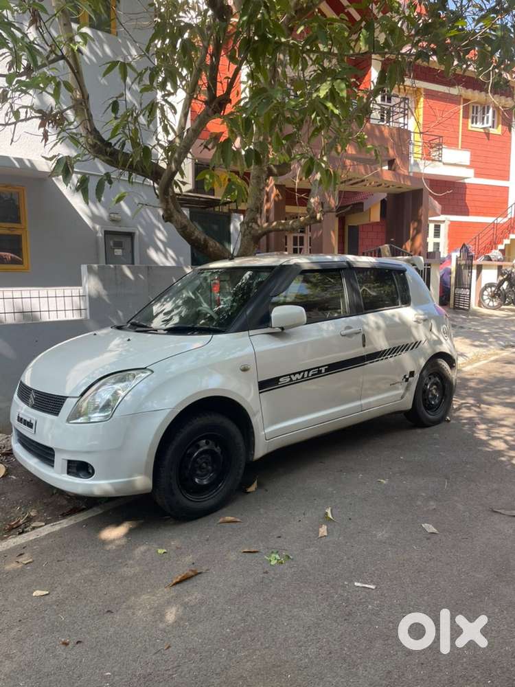 Well Maintained Showroom Service