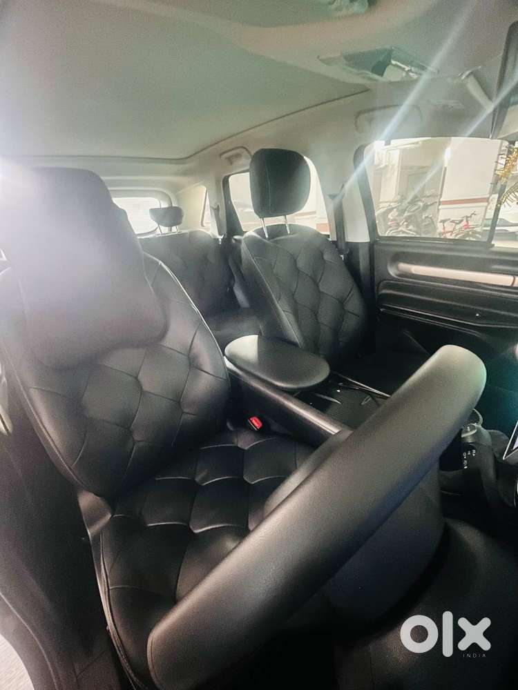 Mg Windsor Ev Essence