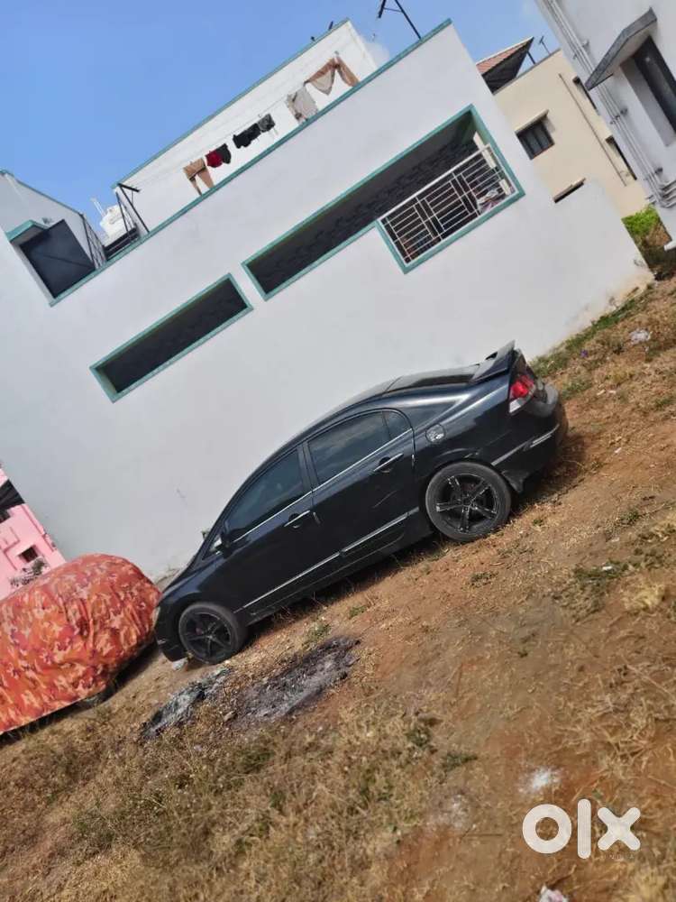 Civic With Cng And 17 Inch Alloys With Working Condition