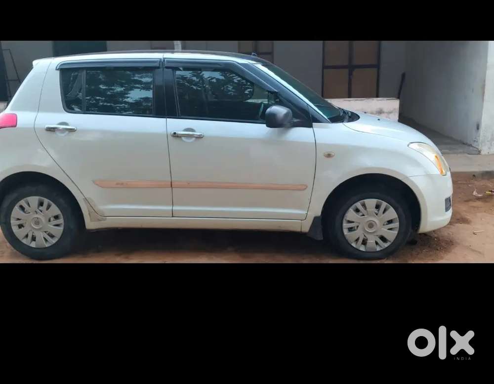 Swift Maruti Suzuki 2011 Model
