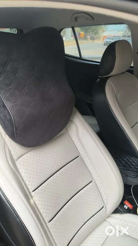 Skoda Kylaq Signature 2025 Modal Lava Blue
