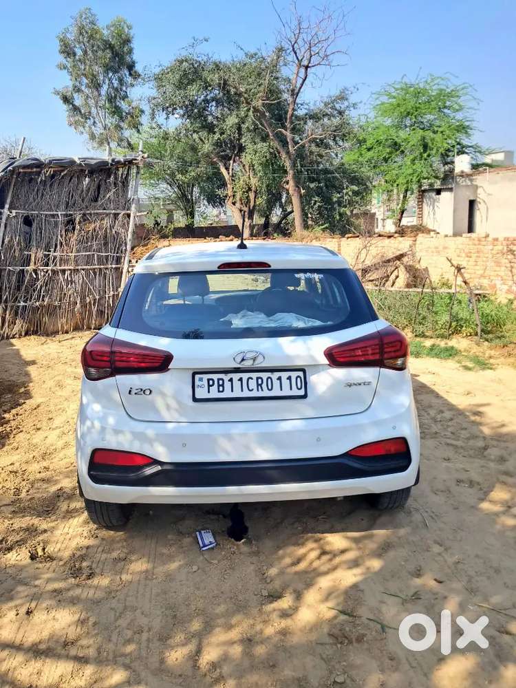 Hyundai I20 2019 Petrol 760000 Km Driven