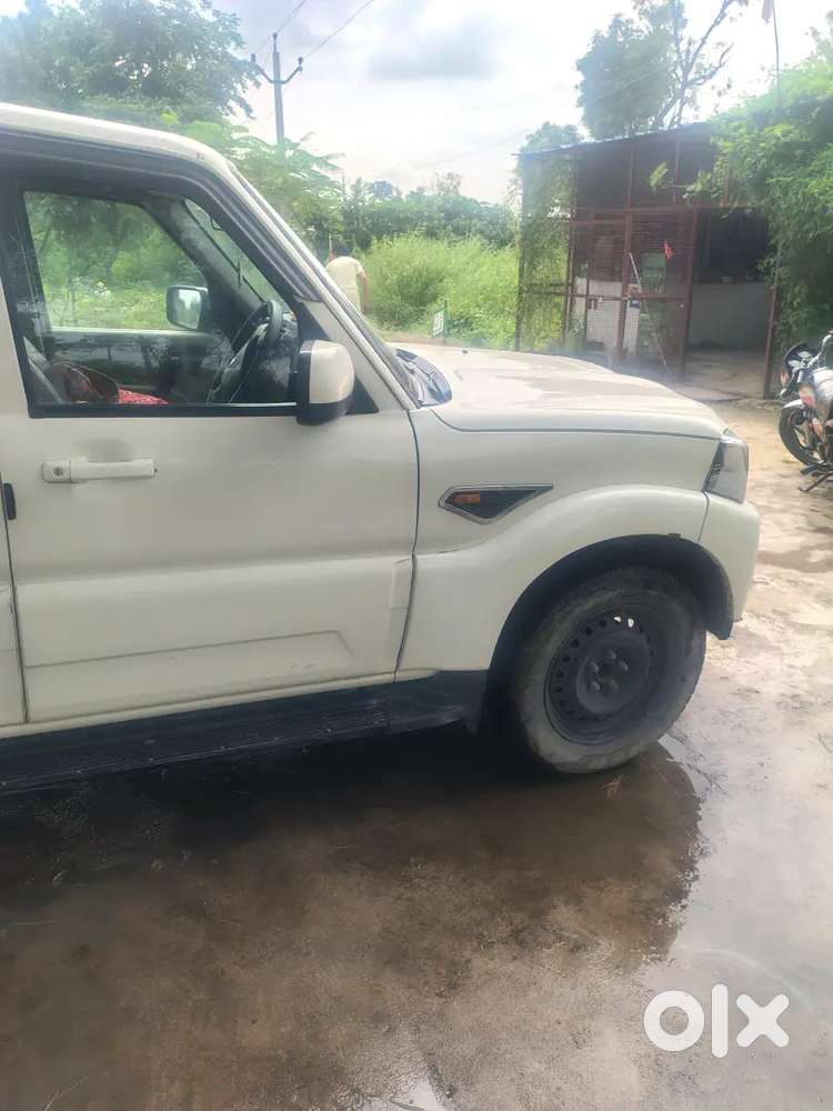 Mahindra Scorpio Classic 2016 Diesel