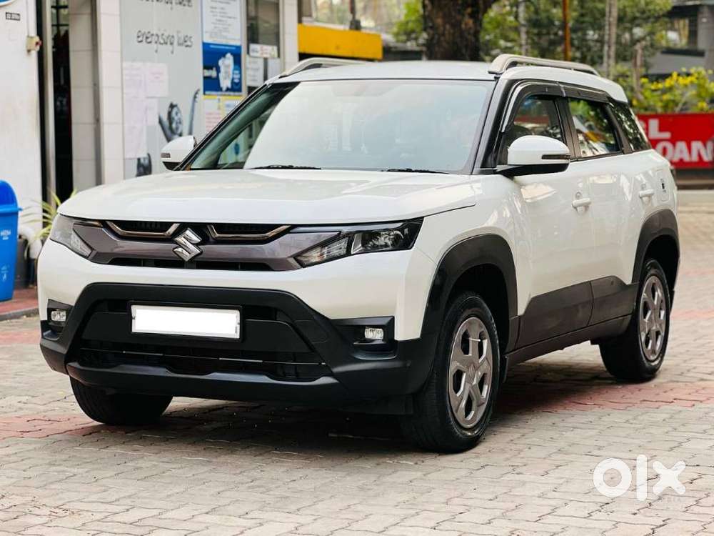 Maruti Suzuki Brezza 1.5 Vxi Smart Hybrid, 2023, Petrol