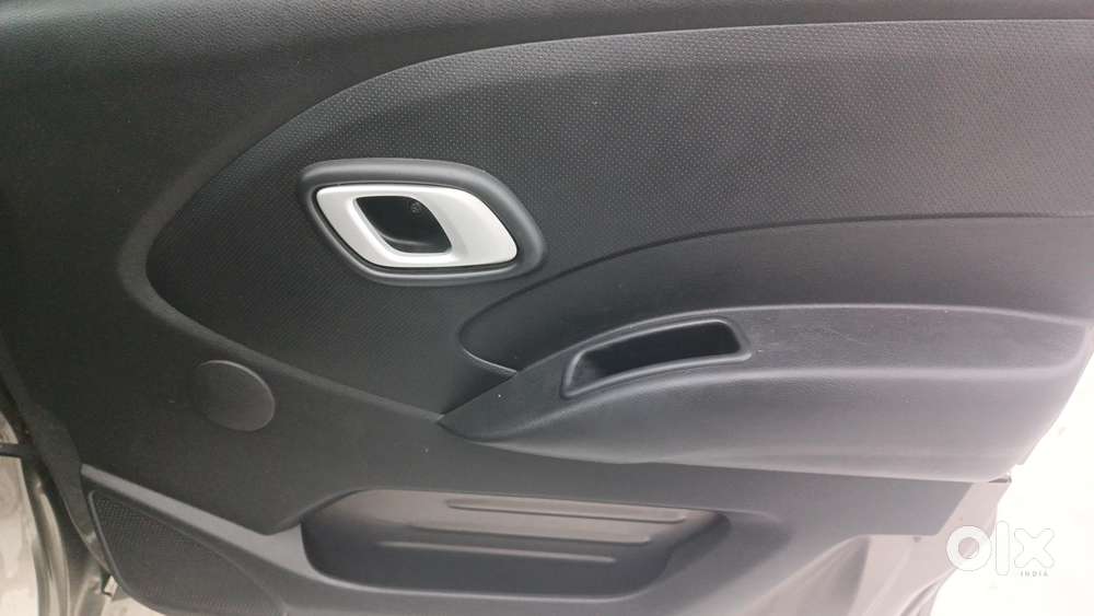 Datsun Redigo T Option, 2018, Petrol