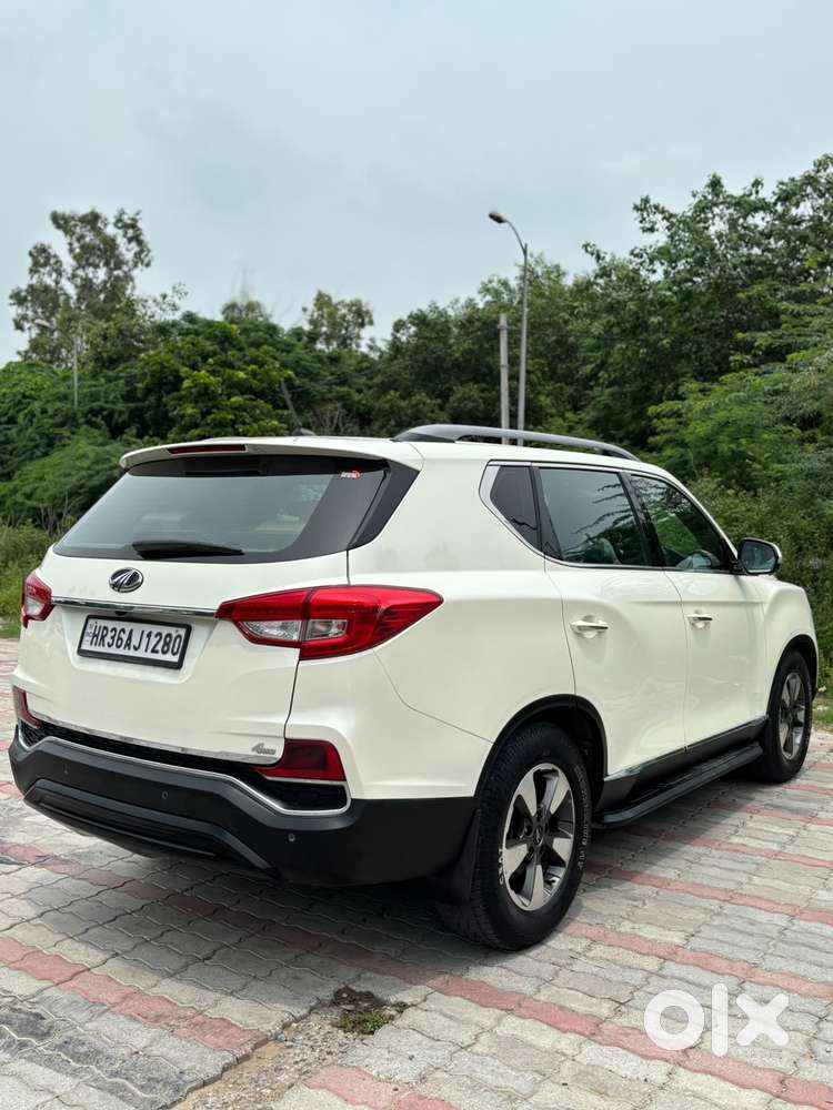 Mahindra Alturas G4 4wd At, 2020, Diesel