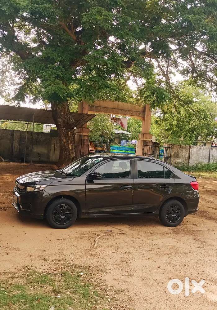 Honda Amaze 2020 Diesel 135000 Km Driven Single Us