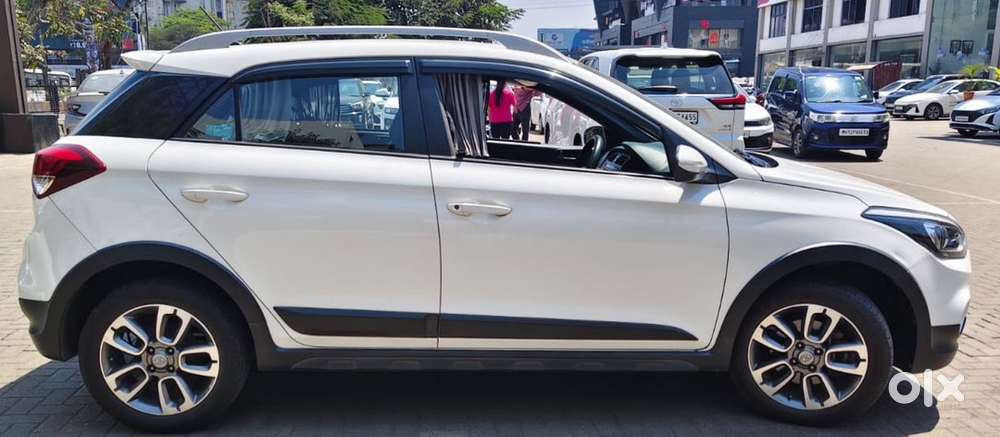 Hyundai I20 Active 2017 Petrol Well Maintained