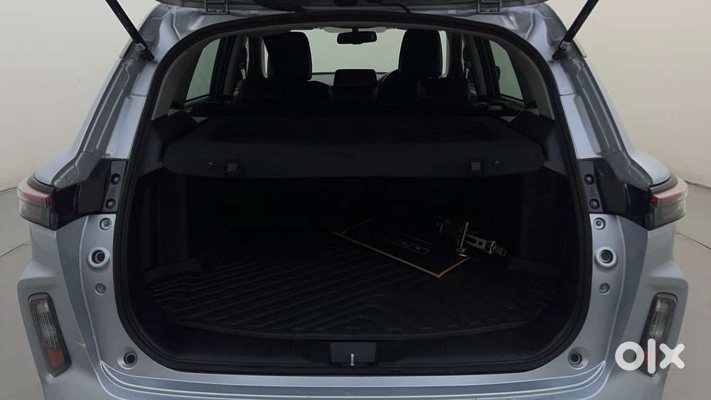 Maruti Suzuki Grand Vitara 1.5 Zeta Smart Hybrid At, 2024, Petrol