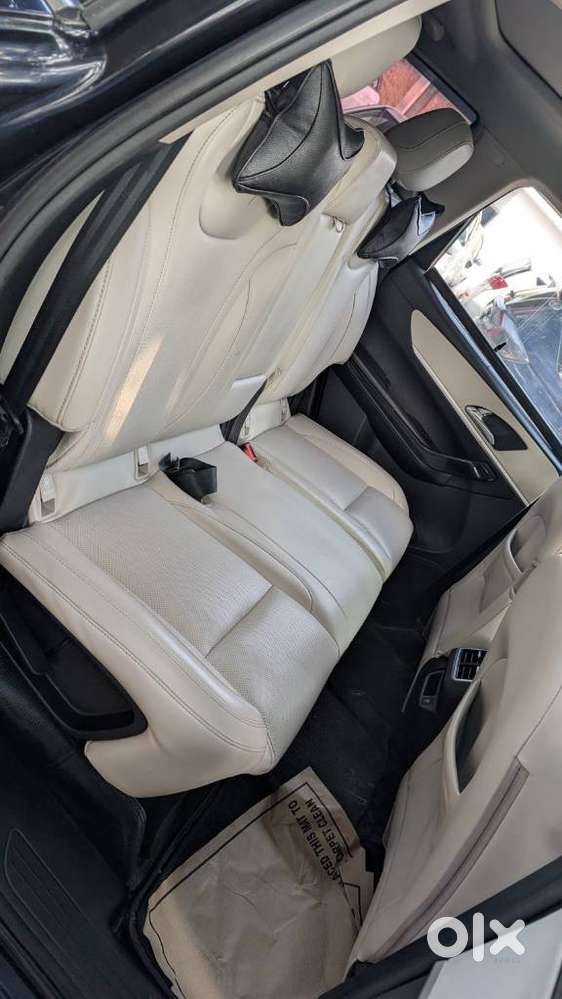 Mahindra Xuv700 2.2 Ax 7 Diesel Mt Str, 2023, Diesel