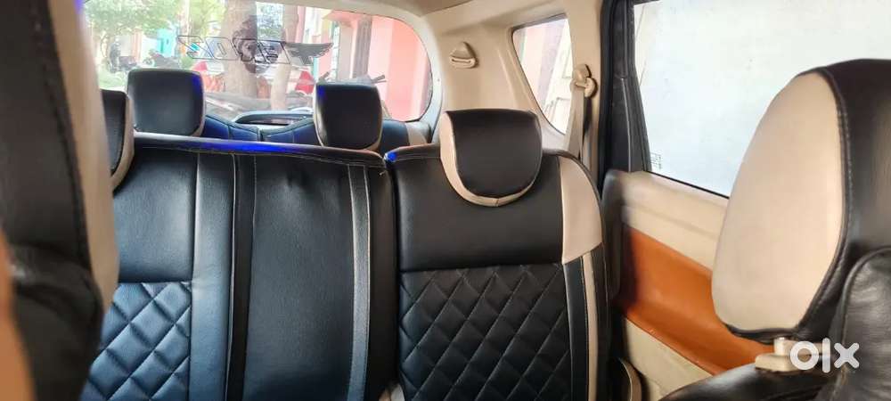 Maruti Suzuki Ertiga 2016 Diesel Manual  Top Model Button Start