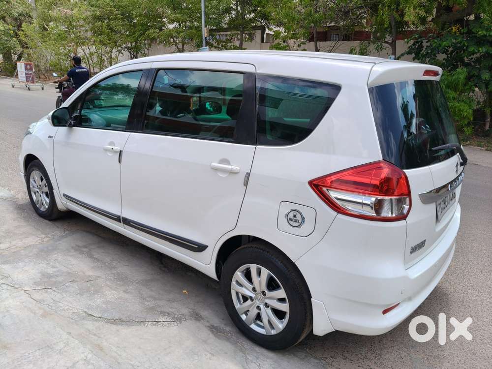 Maruti Suzuki Ertiga 1.3 Zdi Plus, 2017