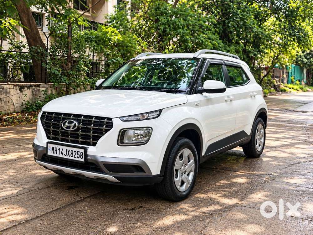 Hyundai Venue, 2022, Petrol
