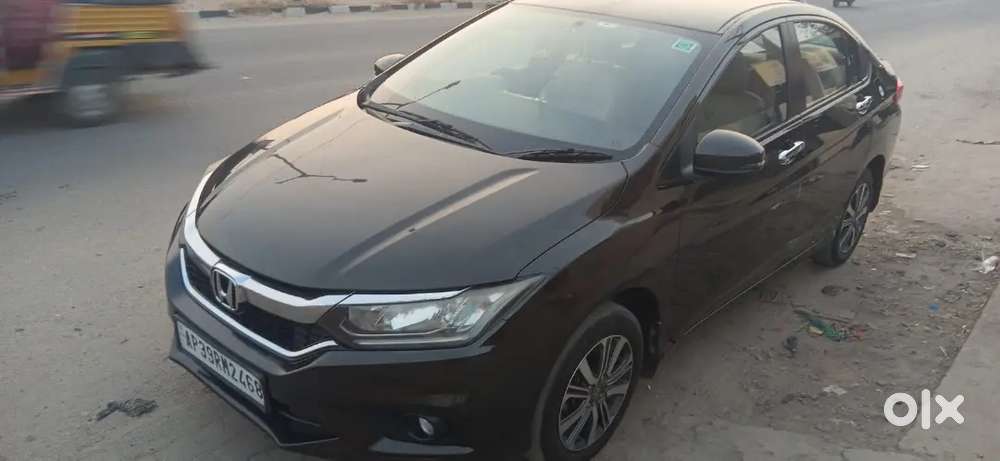 Honda City 1.5 V Mt (i-vtec) Petrol 2022