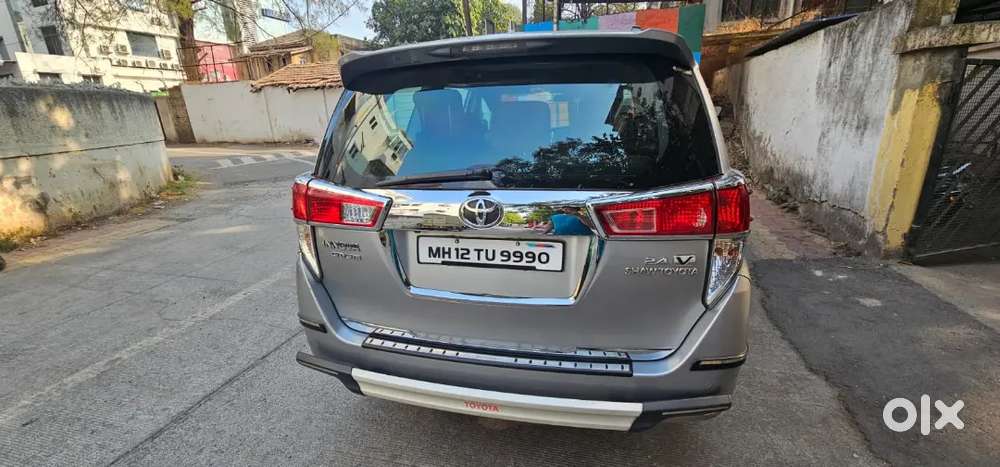 Toyota Innova Crysta 2.4 2021
