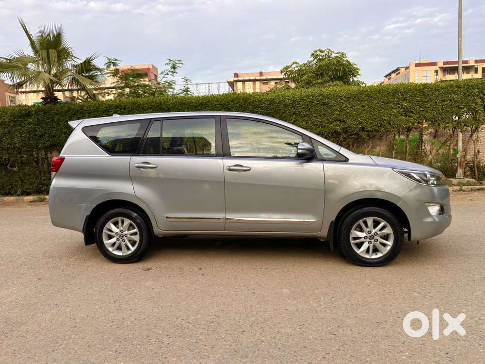Toyota Innova Crysta 2.4 Gx Mt, 2017, Diesel