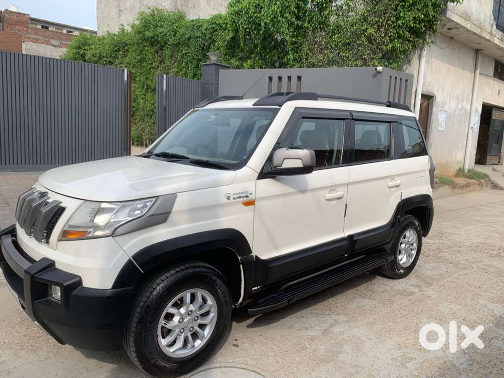 Tuv 300 Top Model 1 Owner 7 Seater Full Insurance New Tyres
