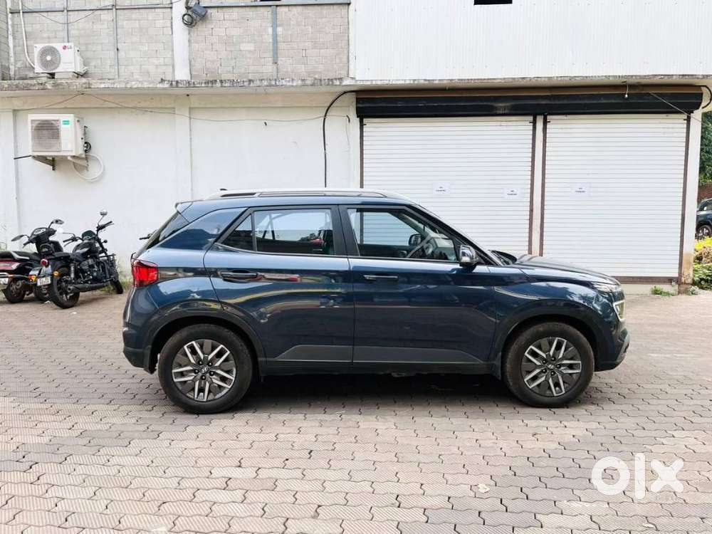 Hyundai Venue Sx Mt, 2022, Diesel