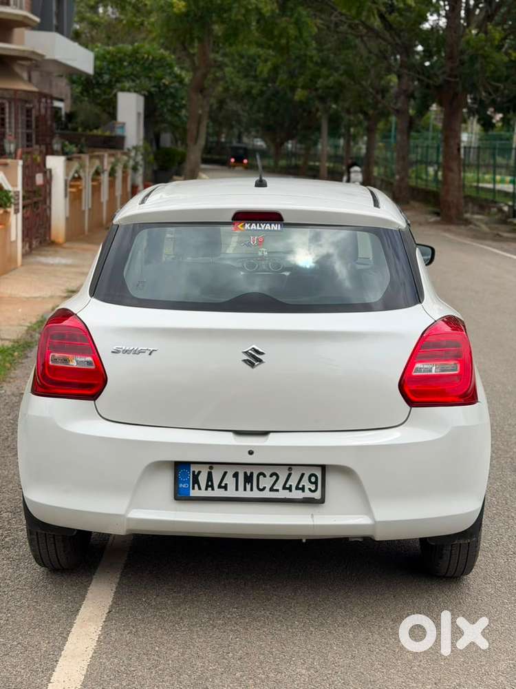  Maruti Suzuki Swift Vxi  2019  Petrol  Single Owner