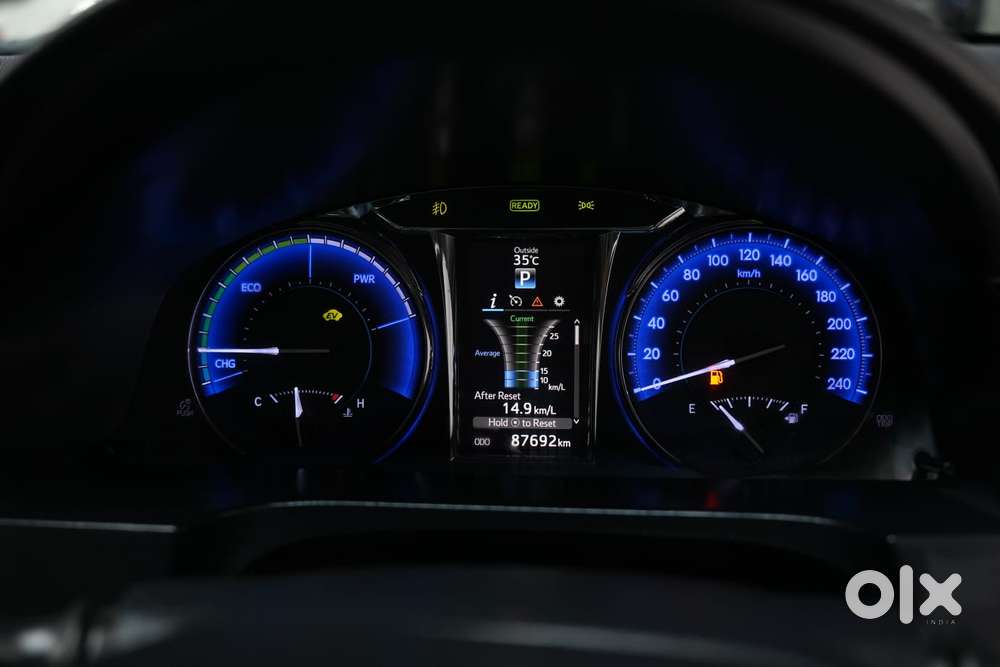 Toyota Camry 2.5 Hybrid, 2016, Petrol