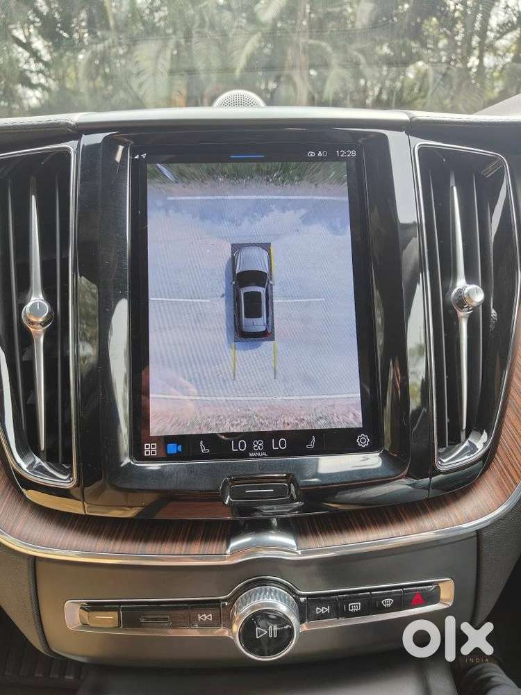 Volvo Xc60 2.0 B5 Ultimate, 2023, Petrol