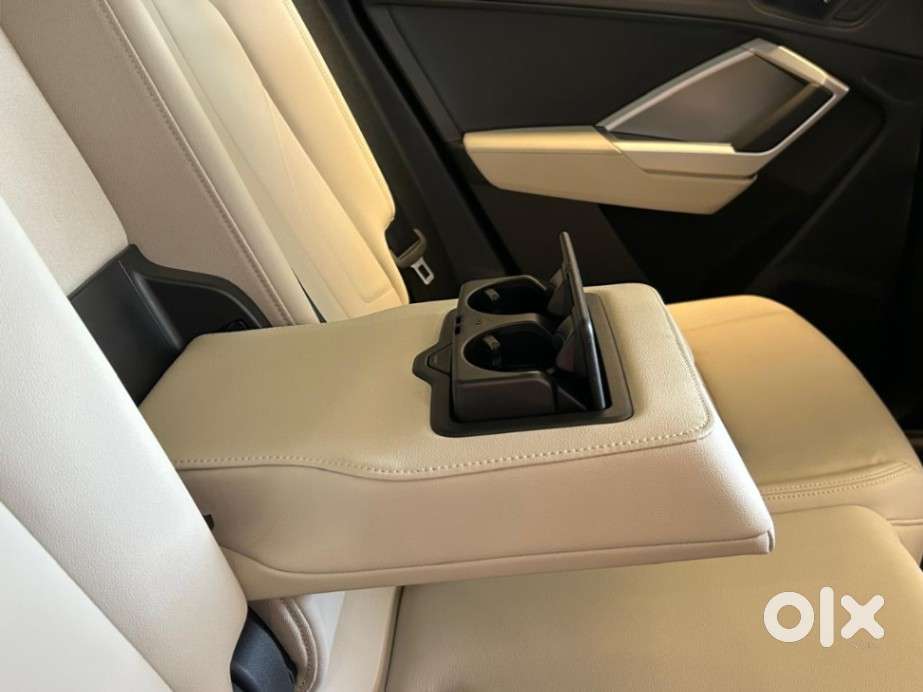 Audi Q3 40 Tfsi Premium Plus, 2025, Petrol