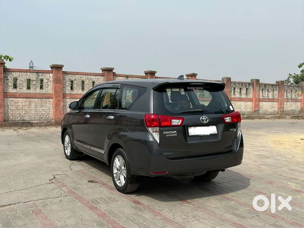 Toyota Innova Crysta 2.7 Zx At, 2017, Petrol