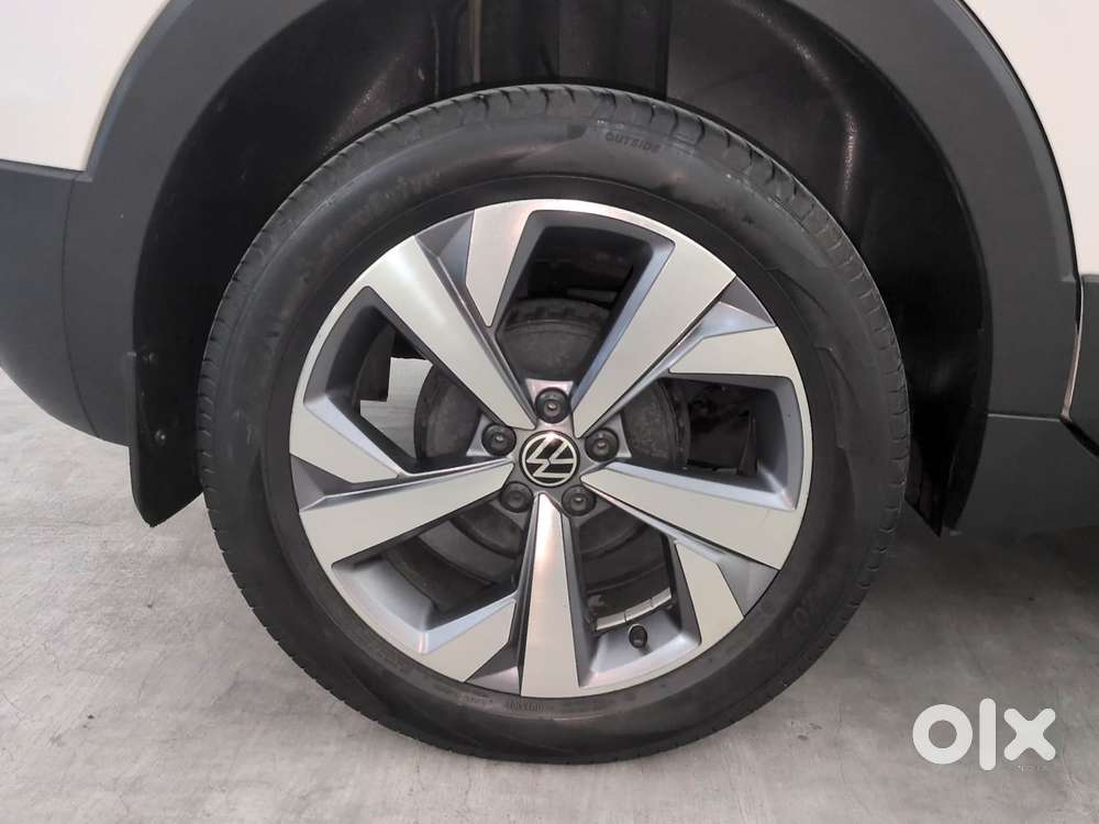 Volkswagen Taigun Topline 1.0 Tsi At (electric Seats), 2023, Petrol
