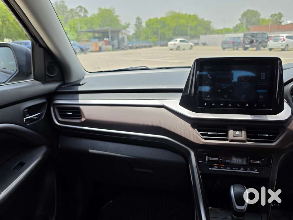 Maruti Suzuki Brezza Zxi Plus At, 2024, Petrol