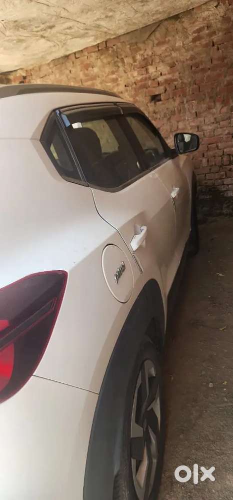 Nissan Magnite Xl Mt2021 Petrol  63,000 Km  Good Condition  4.10l