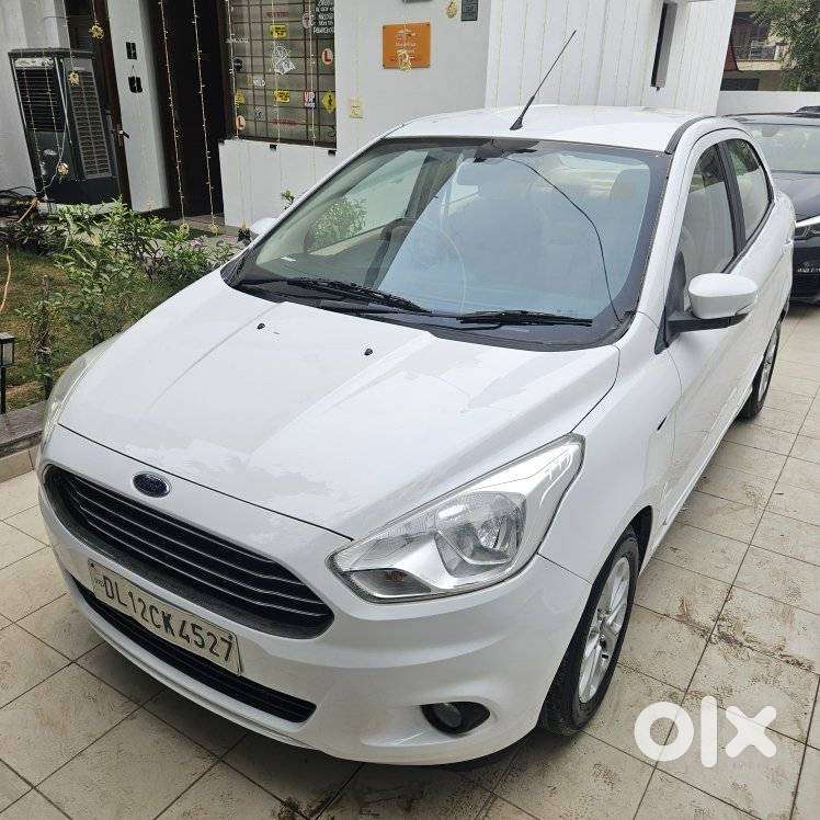Ford Aspire Titatinium Blu Ti-vct, 2016, Petrol