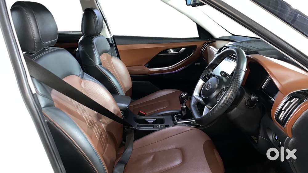 Hyundai Alcazar Platinum, 2022, Petrol