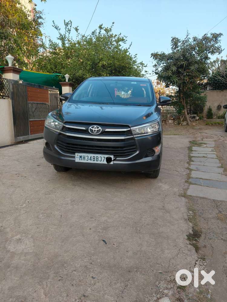 Toyota Innova Crysta 2016  Ending Diesel Good Condition