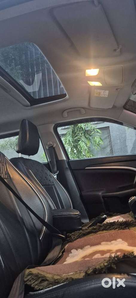 Maruti Suzuki Brezza 1.5 Zxi Cng Dual Tone, 2020, Cng & Hybrids