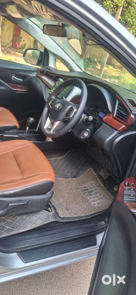 Toyota Innova Crysta [2020-ongoing] 2.4 Gx At 7 Str, 2019, Diesel