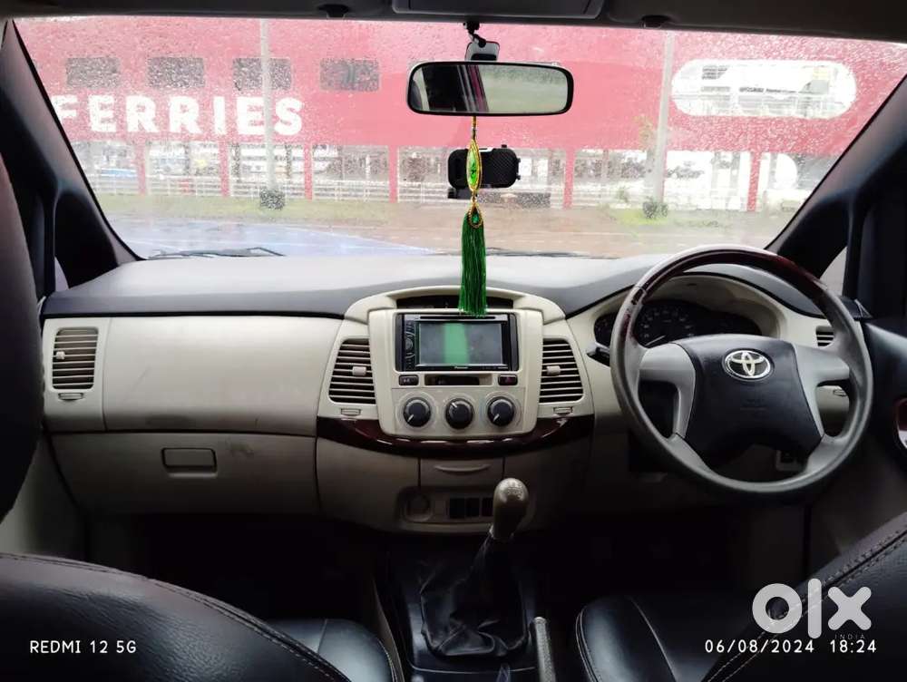 Toyota Innova Diesel 2013