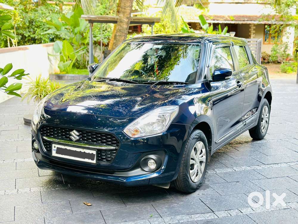 Maruti Suzuki Swift Vxi + Manual, 2022, Petrol