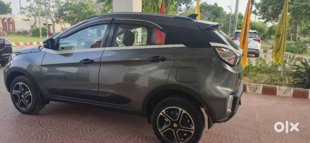 Tata Nexon 1.2 Revotron Xm (s), 2023, Diesel