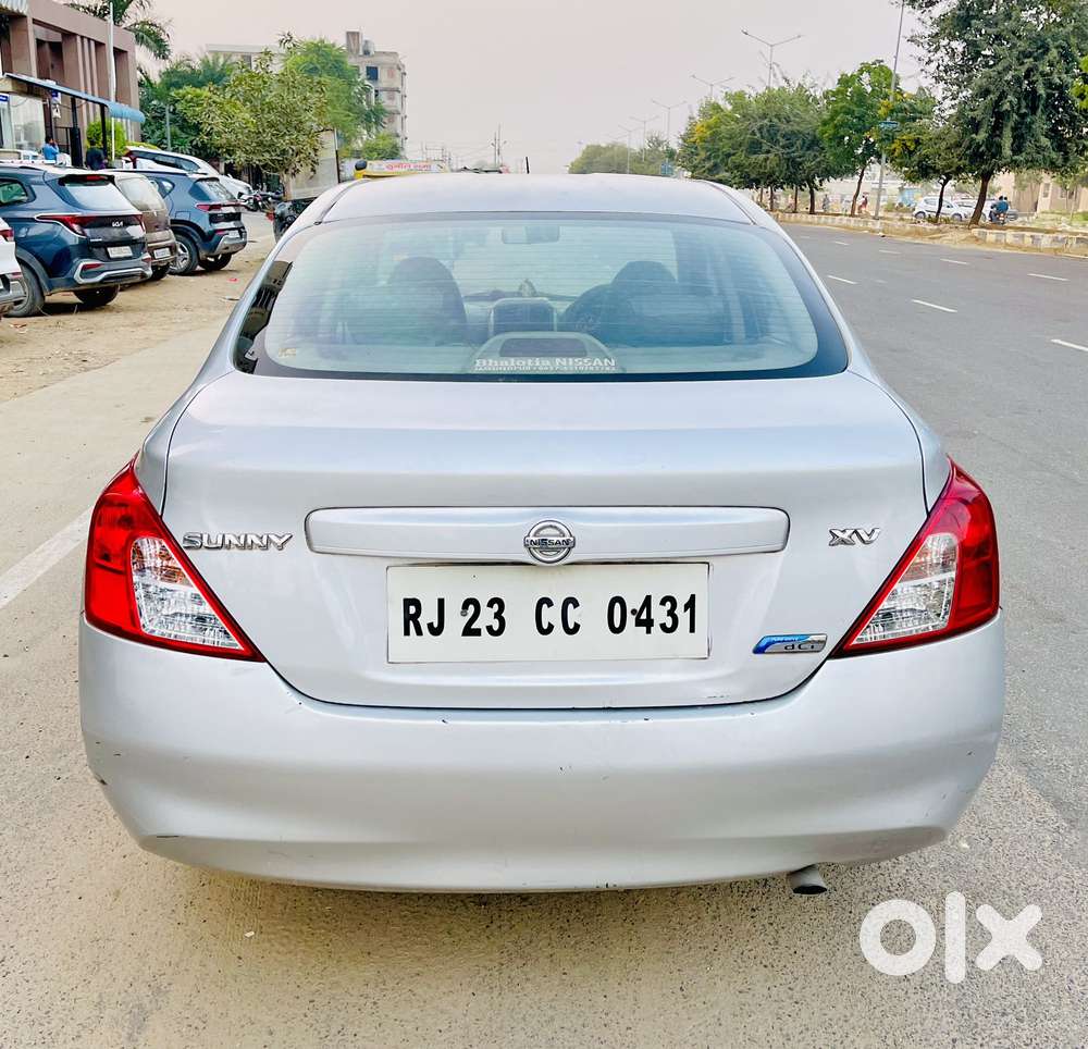 Nissan Sunny Xv Premium Pack (leather), 2012, Diesel