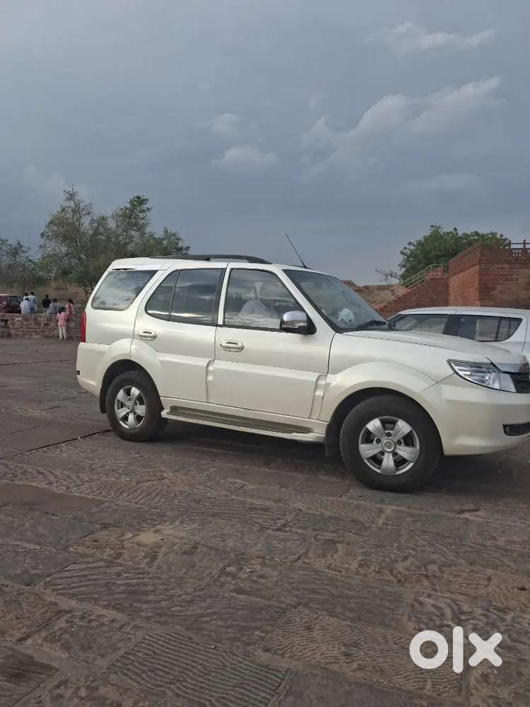 Tata Safari Storme 2014 Diesel 98000 Km Driven