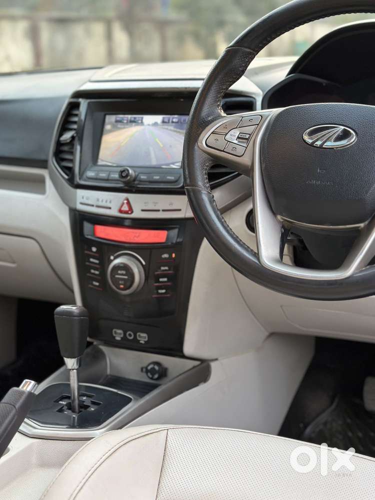 Mahindra Xuv300 W8 (o) 1.5 Diesel Amt Dual Tone, 2020, Diesel