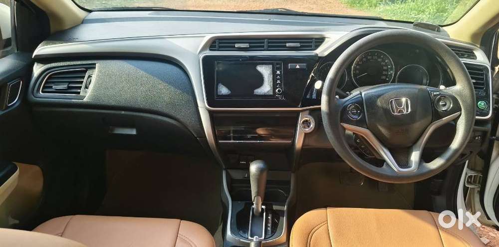 Honda City V At I-vtec, 2017, Petrol