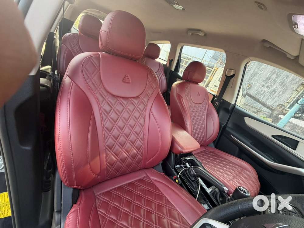 Mahindra Xuv700 2023 Car.   Vip Number 0022