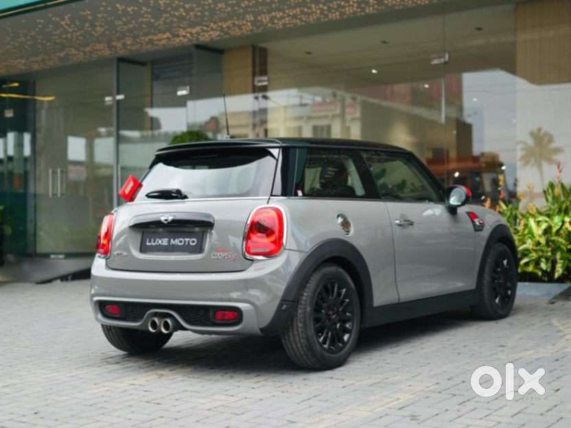 Mini Cooper 3 Door John Works, 2018, Petrol