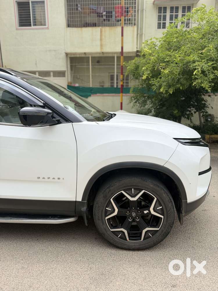 Tata Safari Accomplished Plus 6 Str Dual Tone At, 2024, Diesel