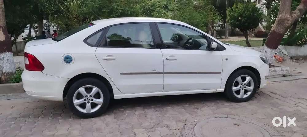 Skoda Rapid Elegance 2013 Last
