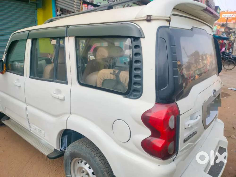 Mahindra Scorpio 2015 Diesel Well Maintained